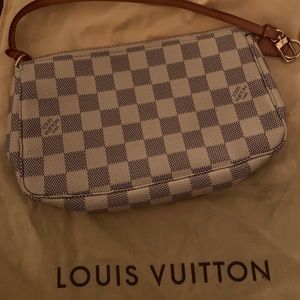 Louis VUITTON Damier Azur Pochette Accessories